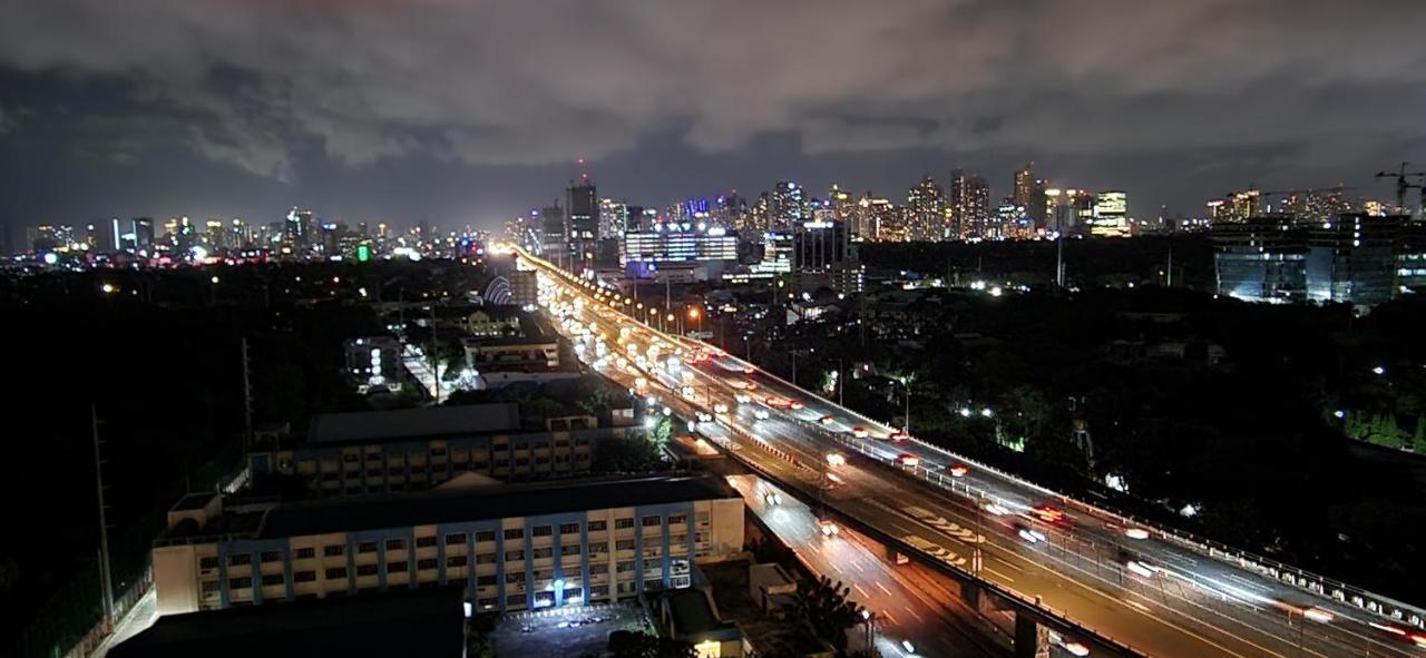 Casa Antonio At Fairway Terraces Family Penthouse 2Br Wi-Fi Nr Golf, Airport, Fort Bgc Manila Exterior foto