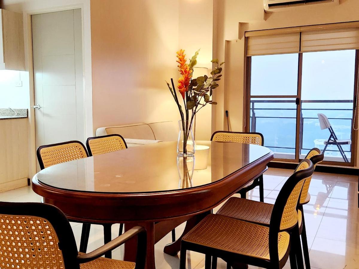 Casa Antonio At Fairway Terraces Family Penthouse 2Br Wi-Fi Nr Golf, Airport, Fort Bgc Manila Exterior foto