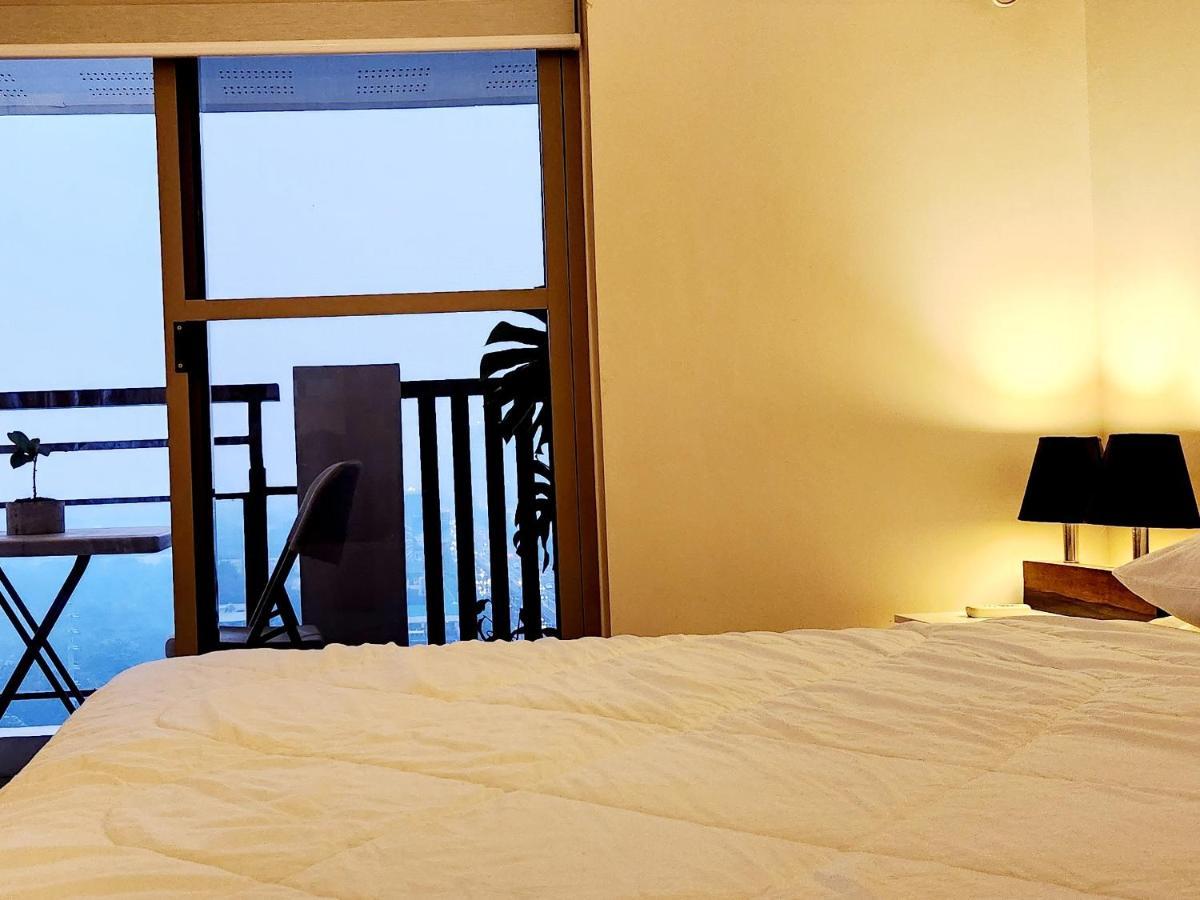Casa Antonio At Fairway Terraces Family Penthouse 2Br Wi-Fi Nr Golf, Airport, Fort Bgc Manila Exterior foto
