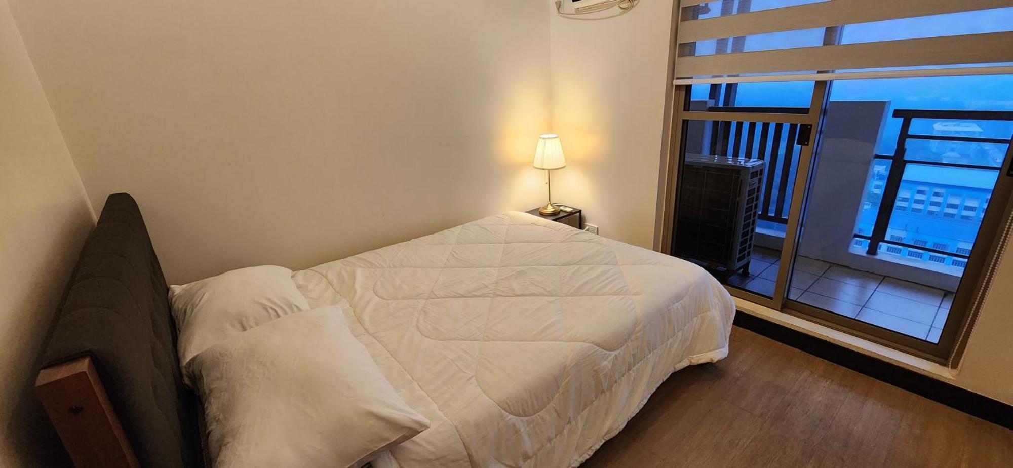 Casa Antonio At Fairway Terraces Family Penthouse 2Br Wi-Fi Nr Golf, Airport, Fort Bgc Manila Exterior foto